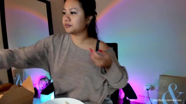 Gallery image thumbnail from SkyB_'s myfreecams stream on, 10/29/2023, 03:19 image 17 of 20