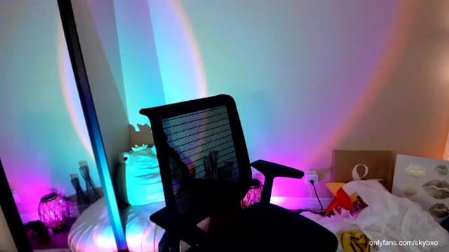 Gallery image thumbnail from SkyB_'s myfreecams stream on, 11/01/2023, 05:06 image 12 of 20