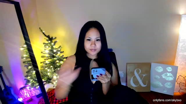 Gallery image thumbnail from SkyB_'s myfreecams stream on, 12/04/2023, 02:17 image 8 of 20
