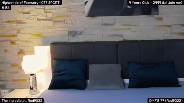 Gallery image thumbnail from SkyV_'s myfreecams stream on, 02/23/2023, 15:56 image 6 of 20