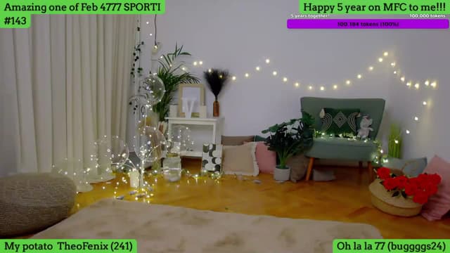 Gallery image thumbnail from SkyV_'s myfreecams stream on, 02/26/2024, 19:13 image 20 of 20