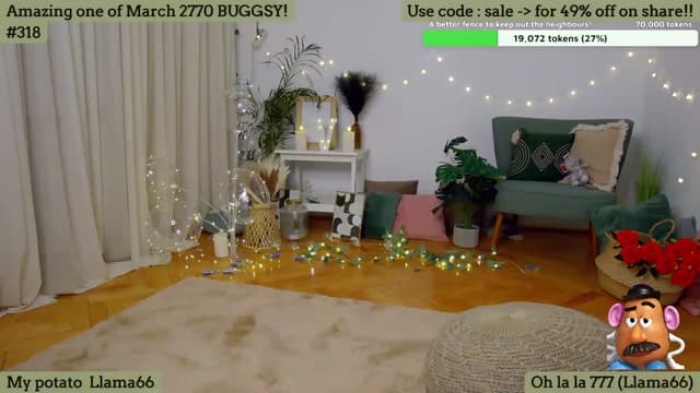 Gallery image thumbnail from SkyV_'s myfreecams stream on, 03/12/2024, 21:27 image 12 of 20