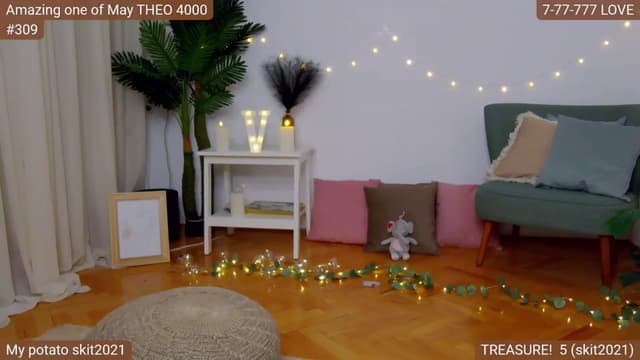 Gallery image thumbnail from SkyV_'s myfreecams stream on, 05/12/2024, 19:18 image 4 of 20