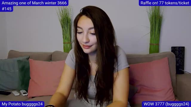 Gallery image thumbnail from SkyV_'s myfreecams stream on, 03/23/2025, 22:14 image 12 of 20