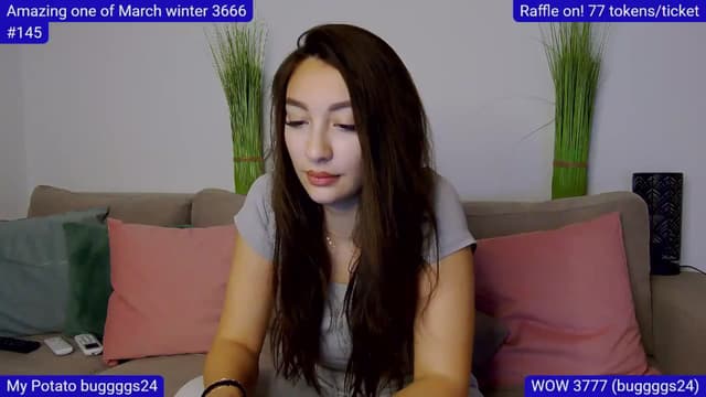Gallery image thumbnail from SkyV_'s myfreecams stream on, 03/23/2025, 22:14 image 11 of 20