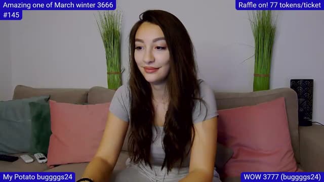 Gallery image thumbnail from SkyV_'s myfreecams stream on, 03/23/2025, 22:14 image 4 of 20