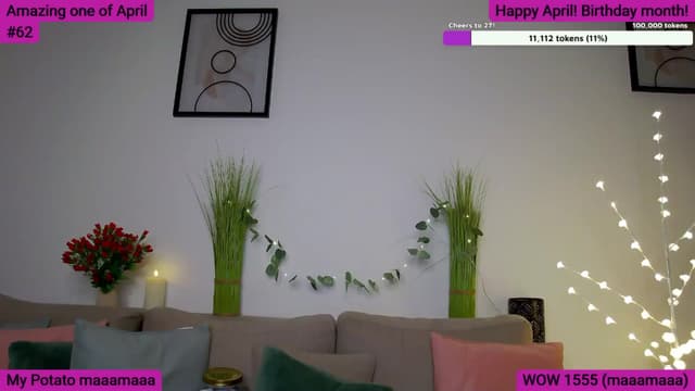 Gallery image thumbnail from SkyV_'s myfreecams stream on, 04/02/2025, 18:16 image 6 of 20