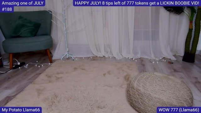Gallery image thumbnail from SkyV_'s myfreecams stream on, 07/01/2025, 19:49 image 4 of 20