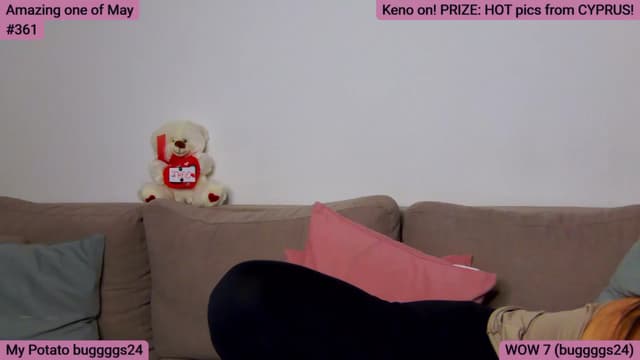 Gallery image thumbnail from SkyV_'s myfreecams stream on, 05/13/2026, 03:45 image 16 of 20