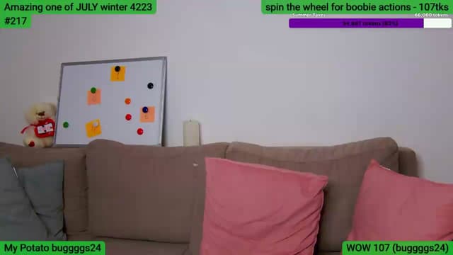 Gallery image thumbnail from SkyV_'s myfreecams stream on, 07/21/2026, 05:50 image 14 of 20