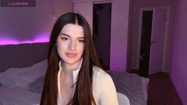 Gallery image thumbnail from Sonyx's myfreecams stream on, 01/14/2025, 24:10 image 17 of 20
