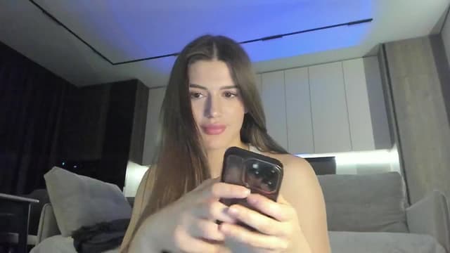 Gallery image thumbnail from Sonyx's myfreecams stream on, 04/08/2025, 17:14 image 19 of 20