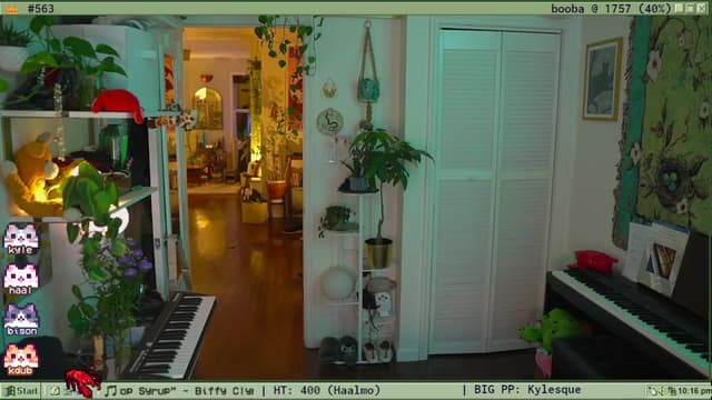 Gallery image thumbnail from TERRA's myfreecams stream on, 05/02/2025, 02:39 image 18 of 20