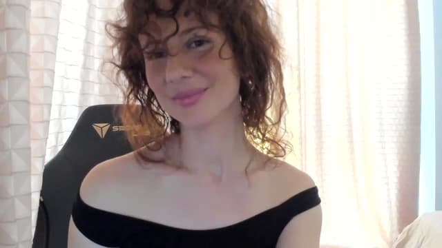 Gallery image thumbnail from Tanya's myfreecams stream on, 04/03/2024, 07:10 image 8 of 20