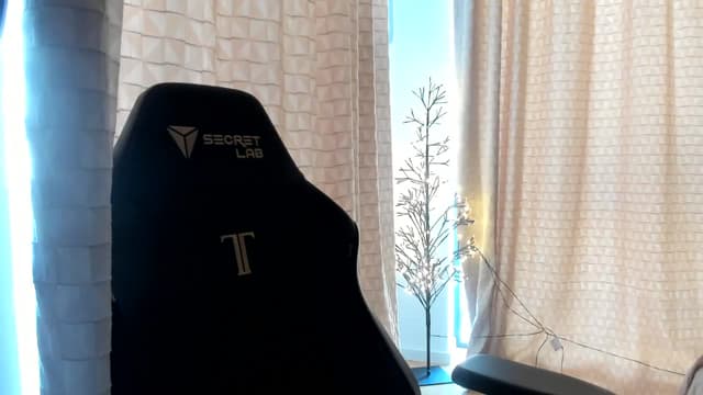 Gallery image thumbnail from Tanya's myfreecams stream on, 04/19/2024, 08:37 image 7 of 20