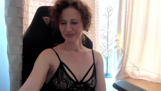 Gallery image thumbnail from Tanya's myfreecams stream on, 04/19/2024, 13:25 image 1 of 20