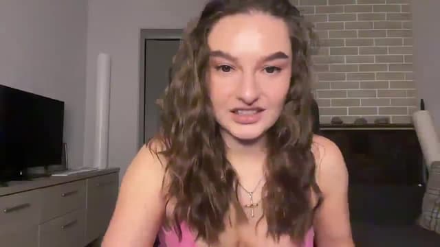 Gallery image thumbnail from Teiaa's myfreecams stream on, 12/12/2025, 16:43 image 12 of 20