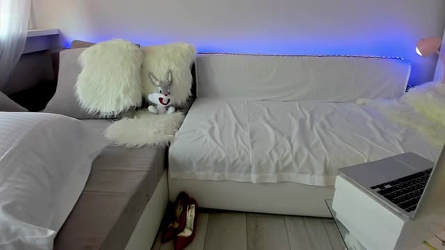Gallery image thumbnail from Tenar's myfreecams stream on, 08/14/2023, 11:16 image 18 of 20