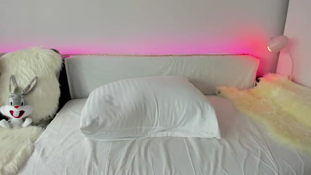 Gallery image thumbnail from Tenar's myfreecams stream on, 08/25/2023, 13:08 image 8 of 20