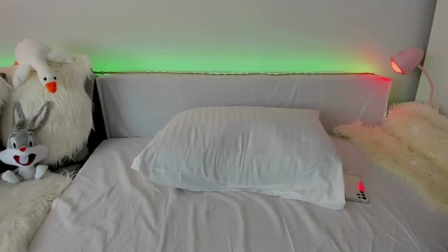 Gallery image thumbnail from Tenar's myfreecams stream on, 09/17/2023, 13:40 image 3 of 20