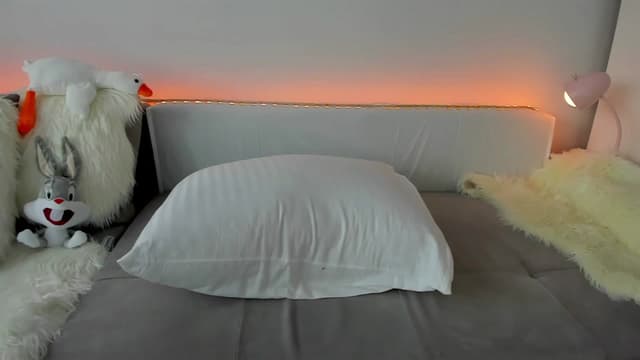 Gallery image thumbnail from Tenar's myfreecams stream on, 11/20/2023, 13:21 image 12 of 20