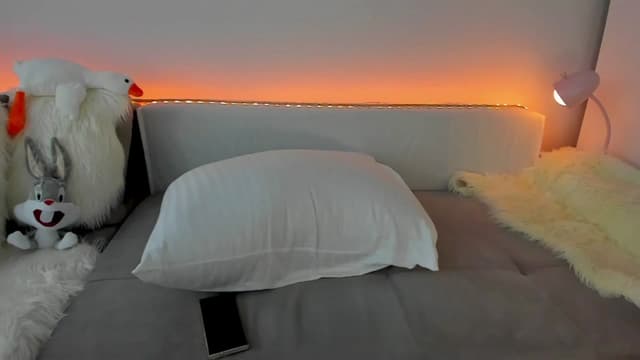 Gallery image thumbnail from Tenar's myfreecams stream on, 11/20/2023, 13:21 image 5 of 20