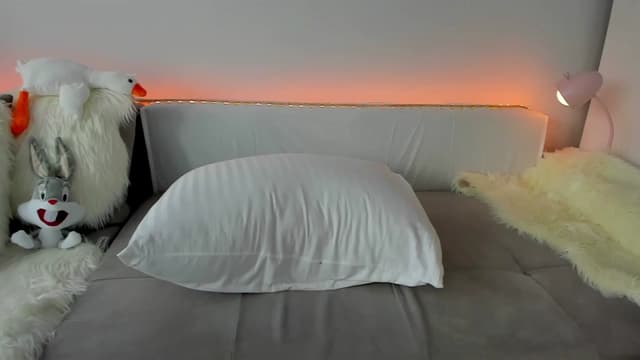 Gallery image thumbnail from Tenar's myfreecams stream on, 11/20/2023, 13:21 image 15 of 20
