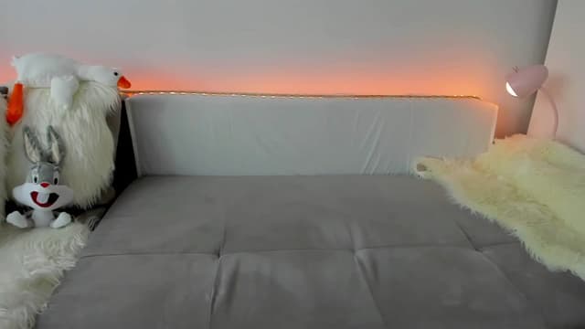 Gallery image thumbnail from Tenar's myfreecams stream on, 11/20/2023, 13:21 image 11 of 20