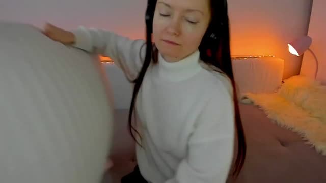 Gallery image thumbnail from Tenar's myfreecams stream on, 01/27/2024, 10:50 image 19 of 20