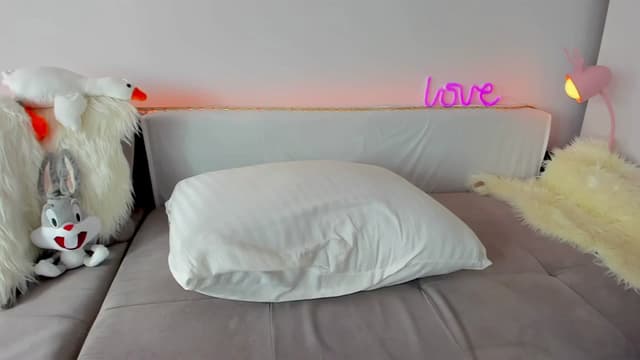 Gallery image thumbnail from Tenar's myfreecams stream on, 03/19/2024, 12:58 image 5 of 20