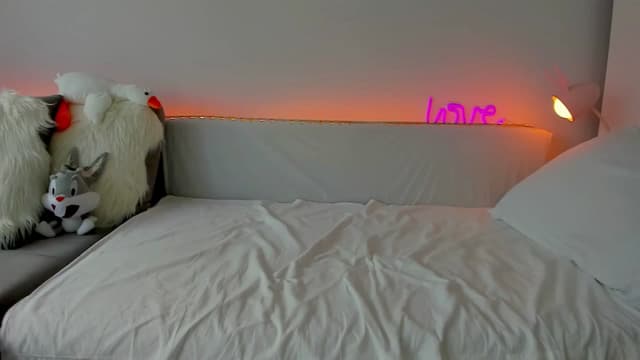 Gallery image thumbnail from Tenar's myfreecams stream on, 08/12/2024, 10:23 image 12 of 20