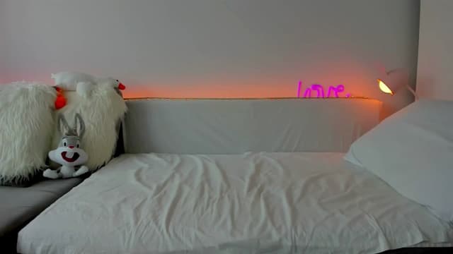 Gallery image thumbnail from Tenar's myfreecams stream on, 09/08/2024, 12:00 image 1 of 20