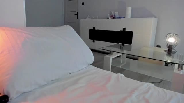 Gallery image thumbnail from Tenar's myfreecams stream on, 11/27/2024, 13:16 image 20 of 20