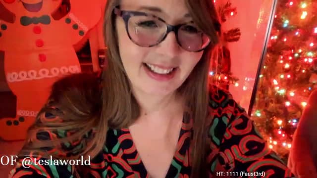 Gallery image thumbnail from Tesla's myfreecams stream on, 12/16/2022, 06:16 image 16 of 20