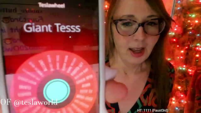 Gallery image thumbnail from Tesla's myfreecams stream on, 12/16/2022, 06:16 image 3 of 20