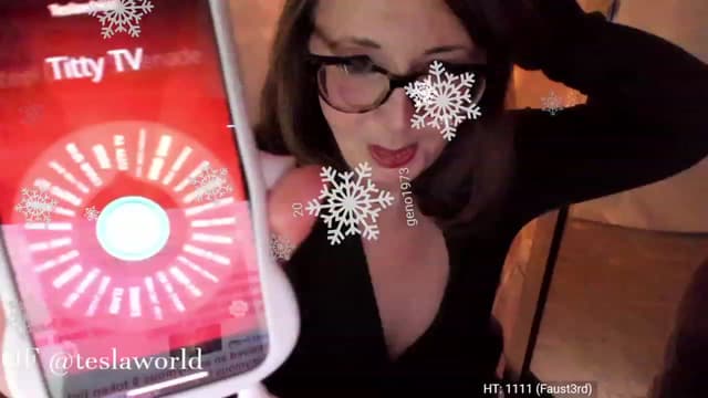 Gallery image thumbnail from Tesla's myfreecams stream on, 03/03/2023, 06:14 image 2 of 20