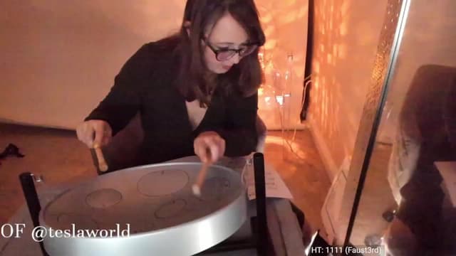 Gallery image thumbnail from Tesla's myfreecams stream on, 03/03/2023, 06:14 image 14 of 20
