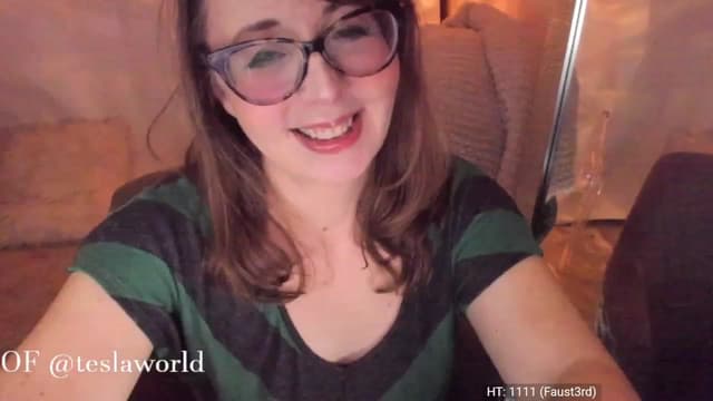 Gallery image thumbnail from Tesla's myfreecams stream on, 03/18/2023, 05:31 image 8 of 20