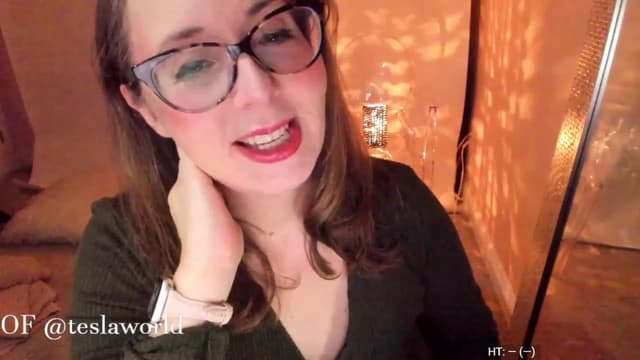 Gallery image thumbnail from Tesla's myfreecams stream on, 03/24/2023, 05:15 image 1 of 20