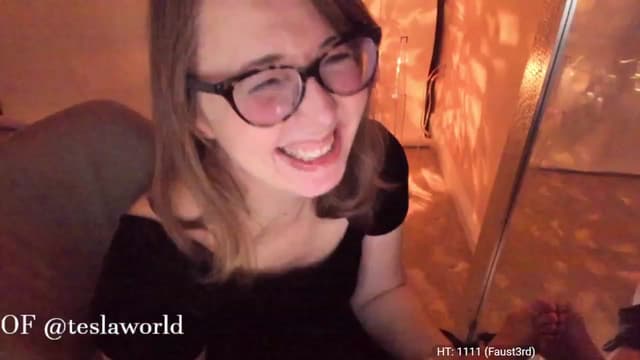 Gallery image thumbnail from Tesla's myfreecams stream on, 03/26/2023, 05:30 image 5 of 20