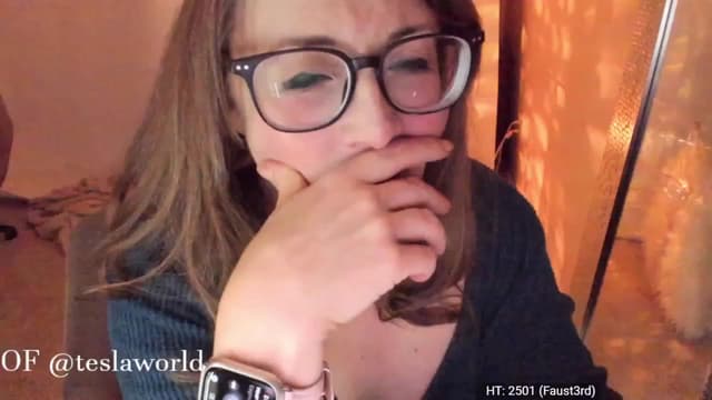 Gallery image thumbnail from Tesla's myfreecams stream on, 04/01/2023, 05:50 image 19 of 20
