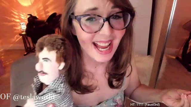 Gallery image thumbnail from Tesla's myfreecams stream on, 05/06/2023, 05:41 image 10 of 20