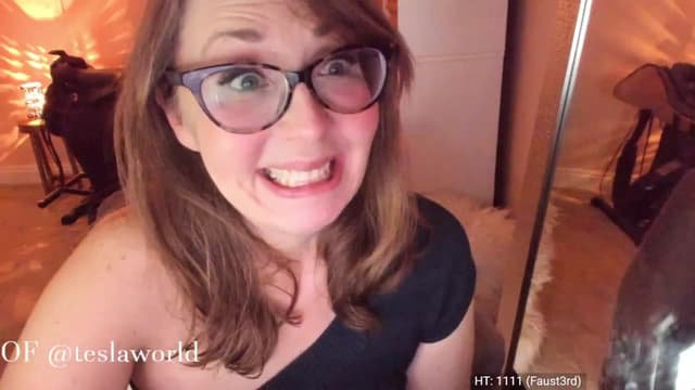 Gallery image thumbnail from Tesla's myfreecams stream on, 05/07/2023, 05:50 image 14 of 20