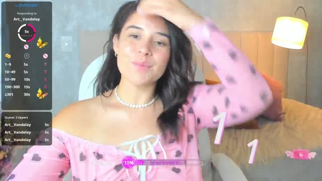 Gallery image thumbnail from Tesss's myfreecams stream on, 12/10/2024, 05:45 image 7 of 20
