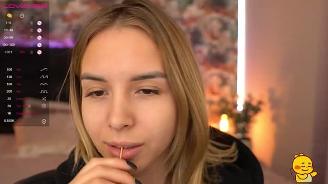 Gallery image thumbnail from Tilli's myfreecams stream on, 11/24/2023, 10:43 image 3 of 20