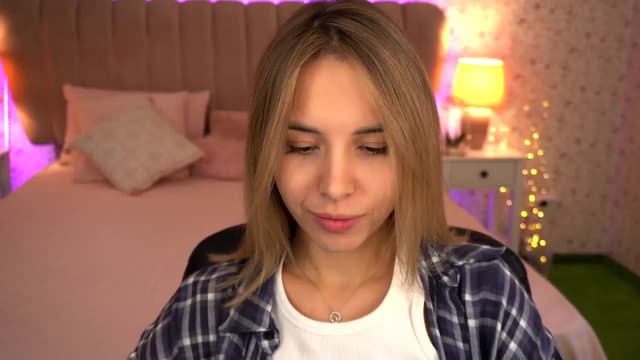 Gallery image thumbnail from Tilli's myfreecams stream on, 11/30/2023, 13:23 image 8 of 20