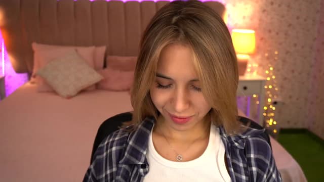 Gallery image thumbnail from Tilli's myfreecams stream on, 11/30/2023, 13:23 image 10 of 20