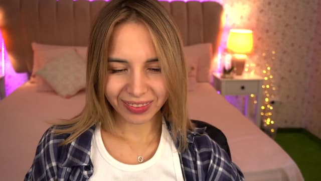 Gallery image thumbnail from Tilli's myfreecams stream on, 11/30/2023, 13:23 image 13 of 20