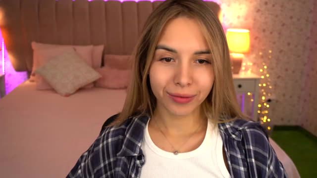 Gallery image thumbnail from Tilli's myfreecams stream on, 11/30/2023, 13:23 image 6 of 20