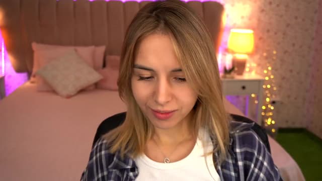 Gallery image thumbnail from Tilli's myfreecams stream on, 11/30/2023, 13:23 image 9 of 20